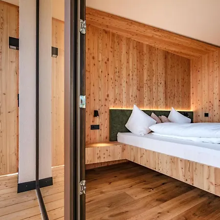 Hotel Oberhauser Hütte Rodenecker - Lüsner Alm *